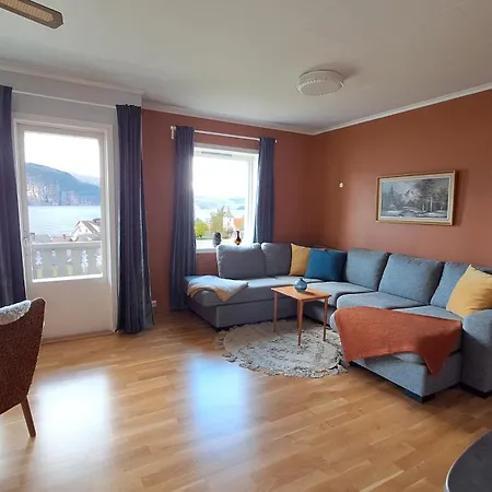 Villa Stryn Vakantiehuis *